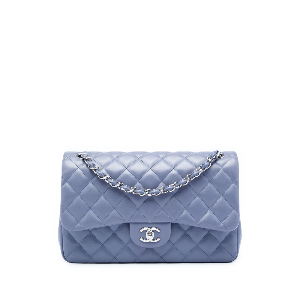 Pre-Loved Chanel Jumbo Classic Lambskin Double Flap